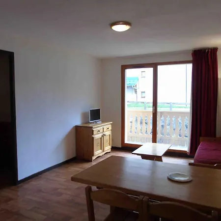 Apartment 2 Pieces + A Valfrejus, Proche Des Telesieges, Balcon, 6 Pers, Animaux Admis - Fr-1-561-20 *